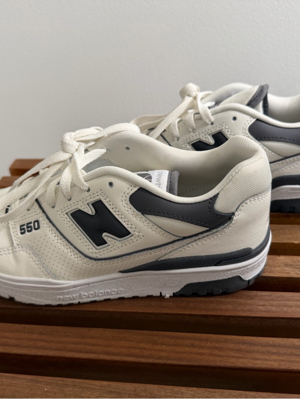 New Balance 550 Womens White and Gray Low-Top Sneakers - Picture 2 of 8